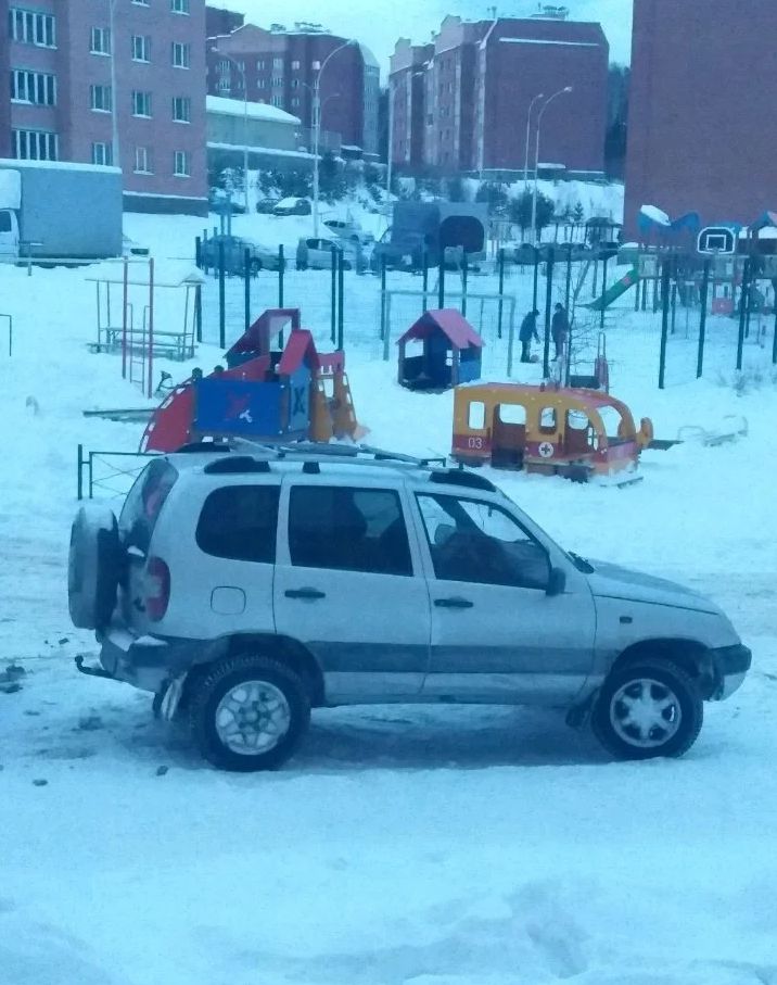 Chevrolet Niva, 2004 - 0