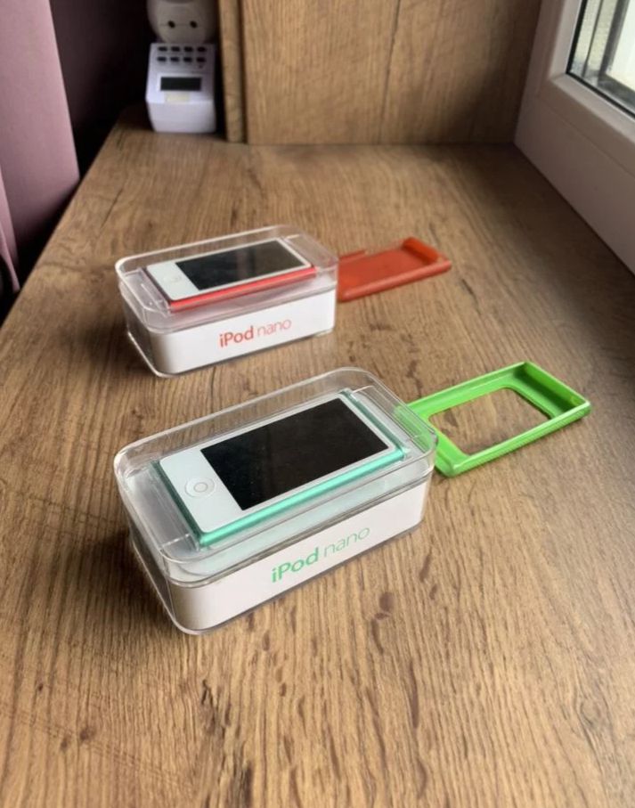 Apple iPod nano 16gb - 0