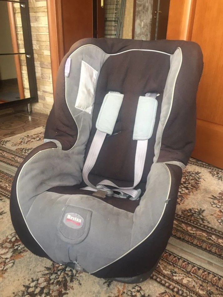 Автомобильное кресло Britax - 0