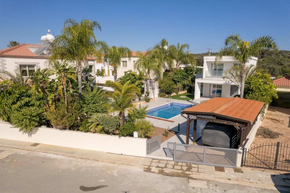 Продам дом в 2 этажа Кипр, г. Айя-Напа (Ayia Napa), 700 000 - 0
