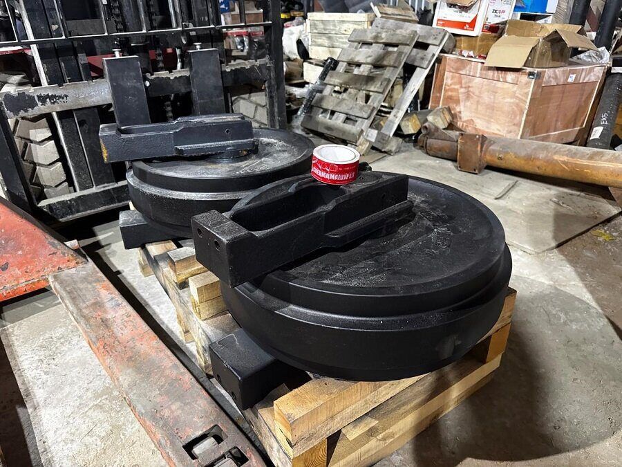 Ленивец 136-2422 для экскаваторов Caterpillar 330 - 0